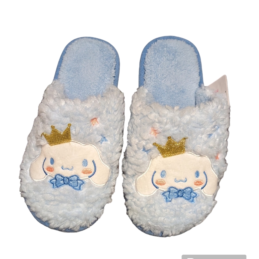 Sanrio Cinna bedroom slippers size 40-41